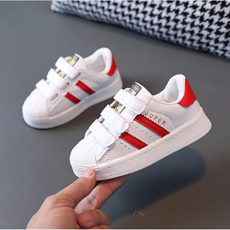 Urbaninho™ – Tênis Infantil Casual com Listras Modernas