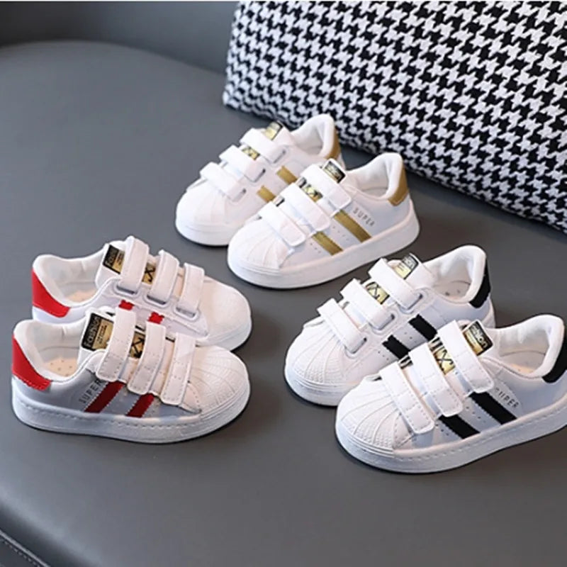 Urbaninho™ – Tênis Infantil Casual com Listras Modernas
